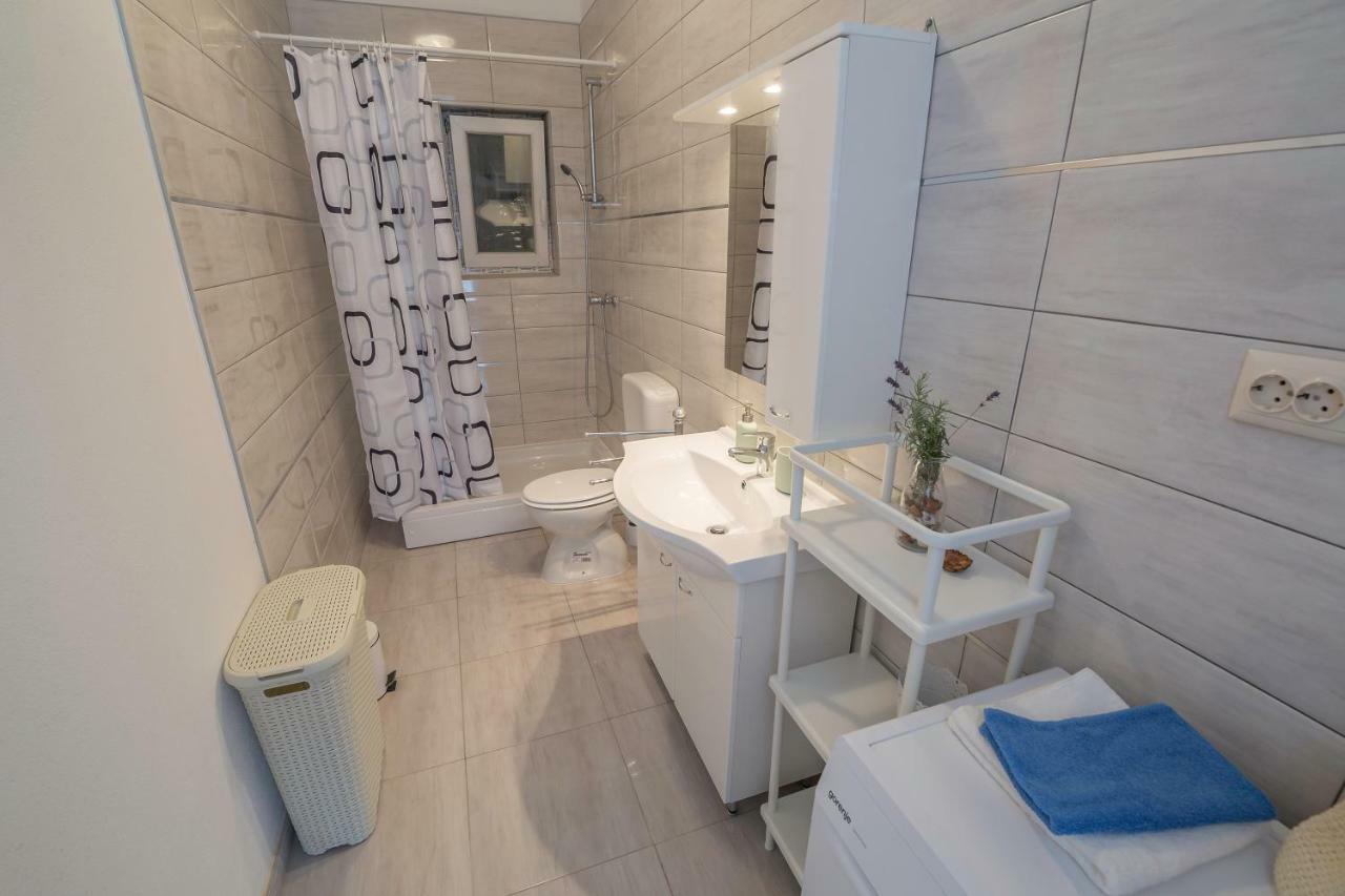 Apartments Mediterano Senj  Buitenkant foto