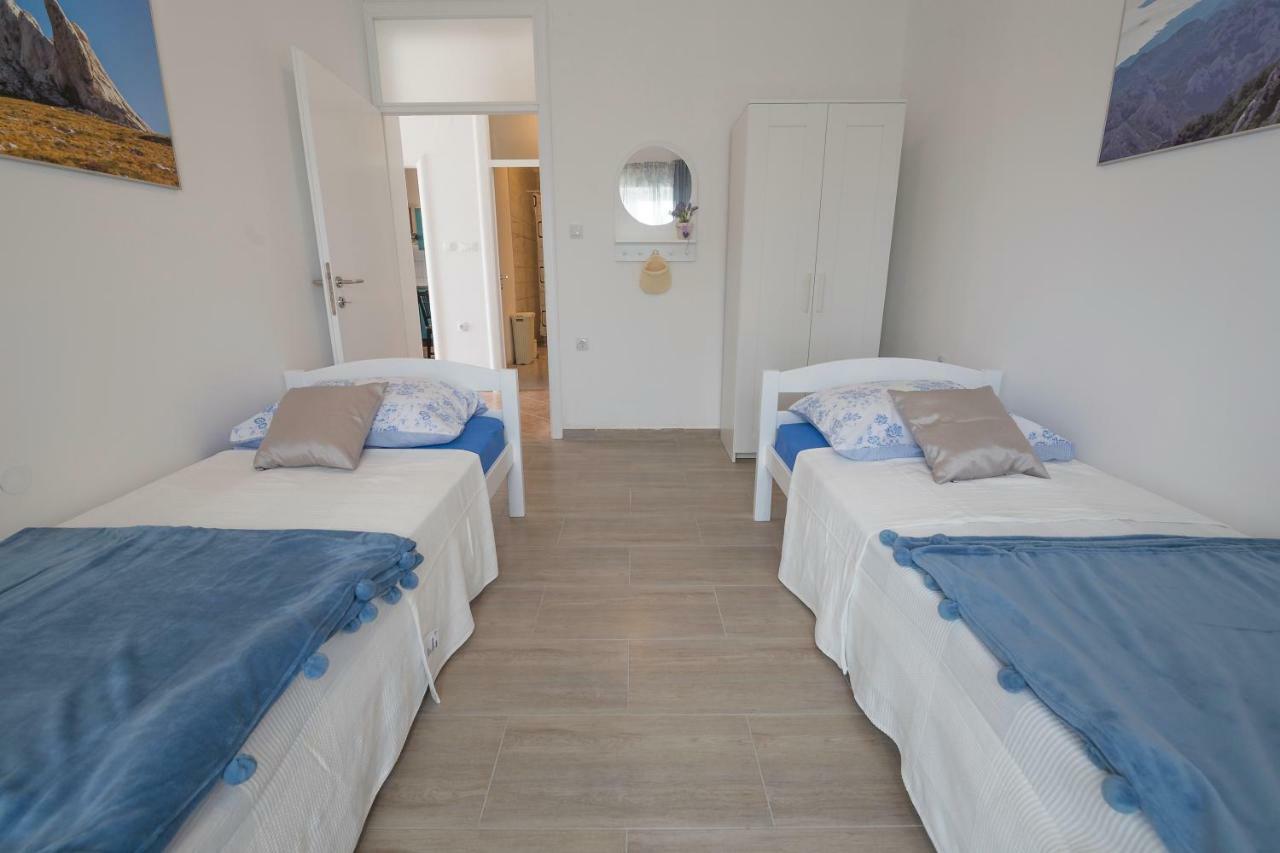 Apartments Mediterano Senj  Buitenkant foto